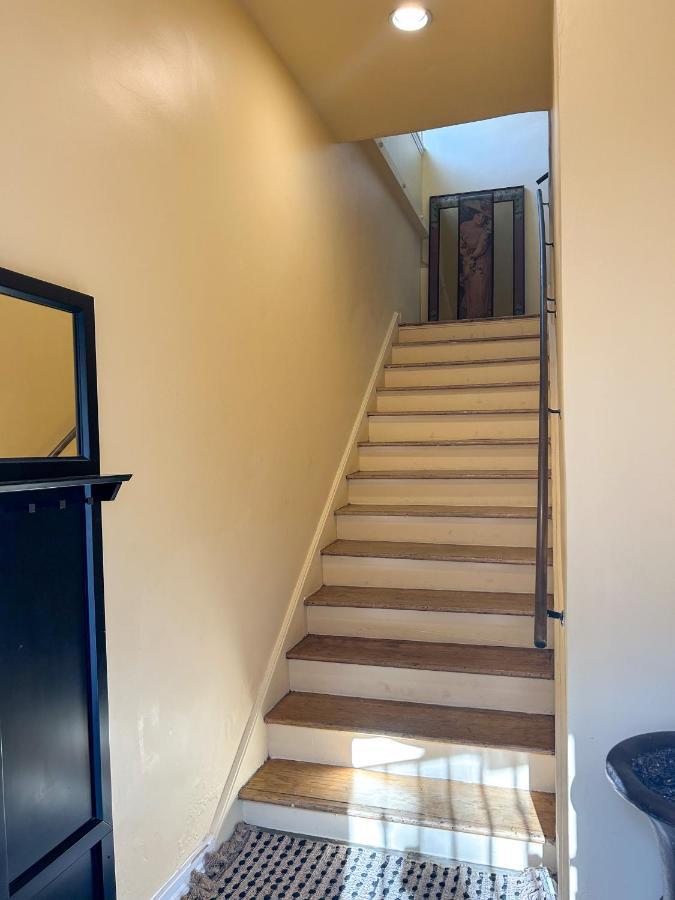 Island Girl Spa + Bed And Breakfast Los Ángeles Exterior foto